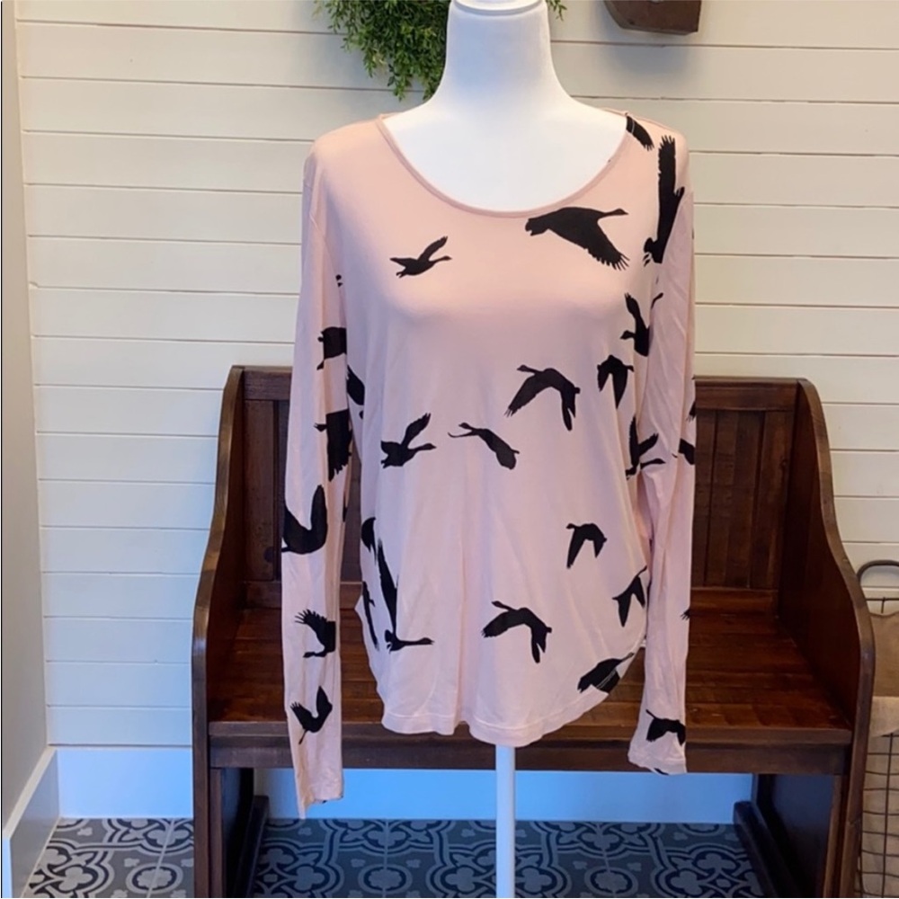 H&M Pink & Black Long Sleeve Top Medium Black Bird Pattern Geese/Swan/Waterfowl